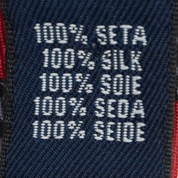 Saddlebred Adjustable Pre-tied 100% Silk Red Dog Print Bowtie - Picture 4 of 6